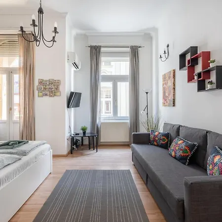 Apartment K10 - Kazinczy Street Heritage - Location By Bqa *