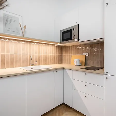 K10 - Kazinczy Street Heritage - Location By Bqa Apartment *