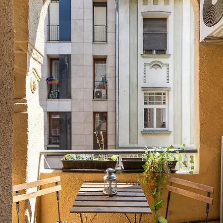 K10 - Kazinczy Street Heritage - Location By Bqa Appartement *