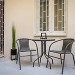 K10 - Kazinczy Street Heritage - Location By Bqa Appartamento